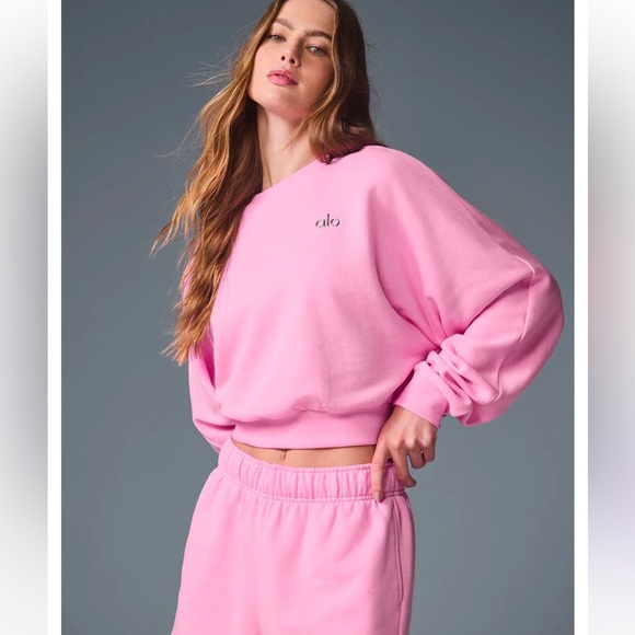 NWT ALO Yoga Cropped Accolade Crewneck Sweet Pink Small and XS - Picture 3 of 11